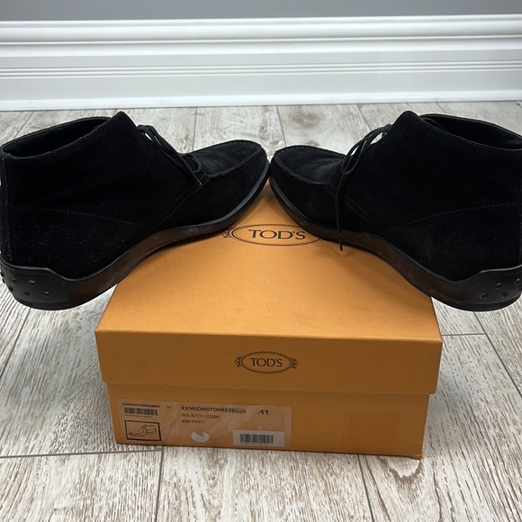 Tod’s Polacco Quinn Ankle Boots - Picture 8 of 11